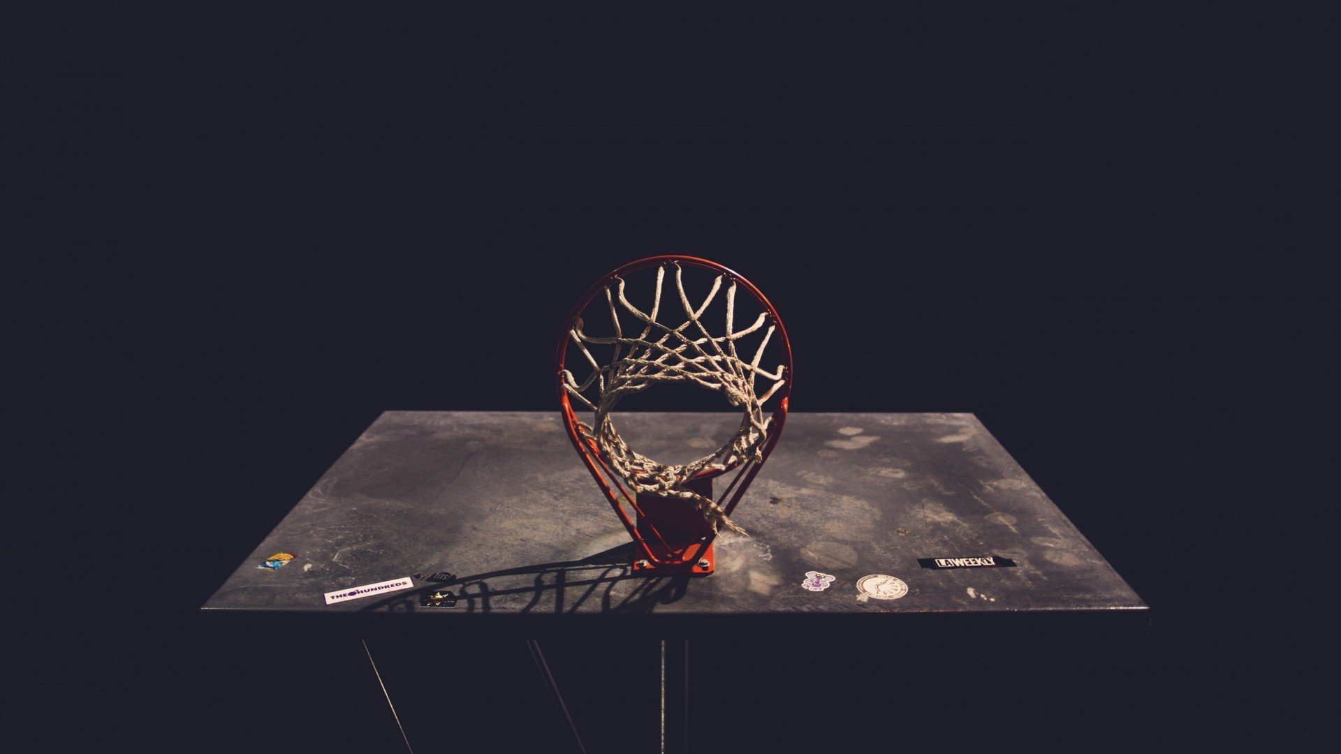 昨夜德国战车熄火东京！日本队3分钟血洗绿茵场，退役张继科一记甩拍点燃赛场